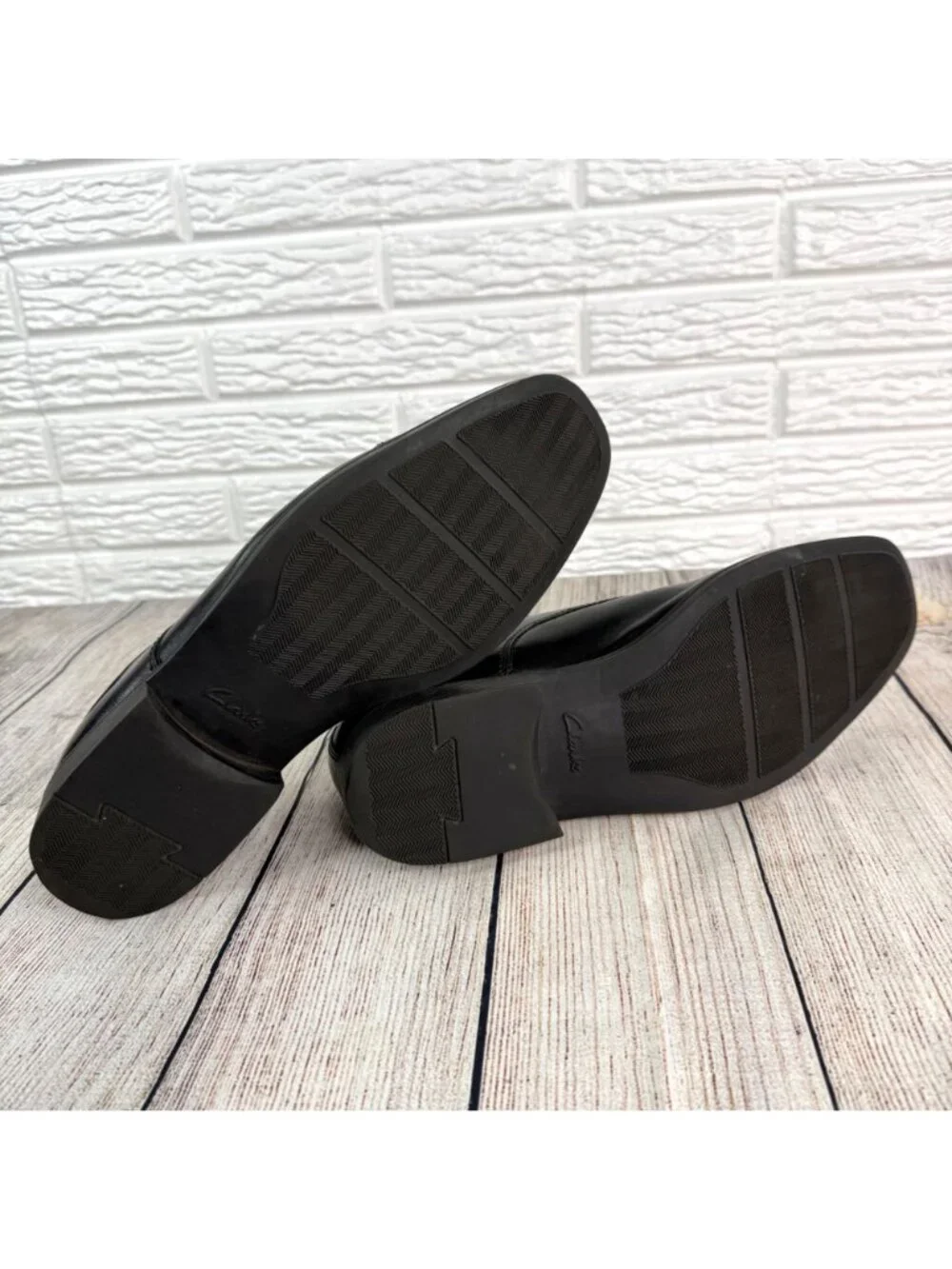 Collection by Clarks Tilden Cap Oxford Shoes Black Leather Soft Cushion Size 12